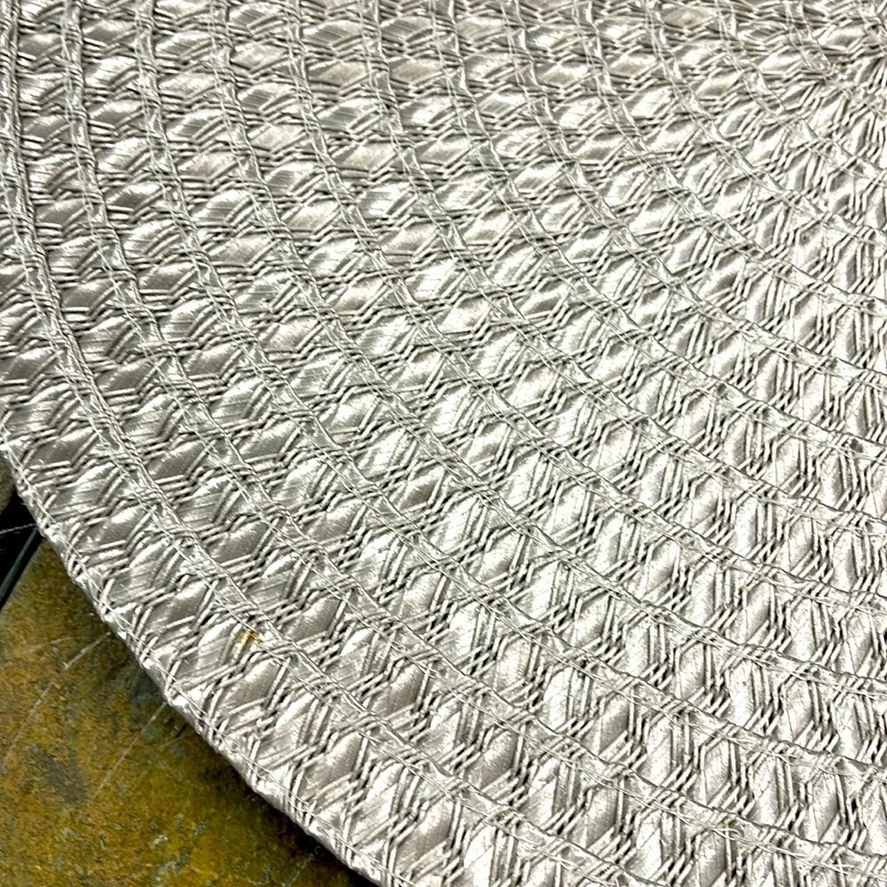 SET OF 4  CLASSIC ROUND WOVEN TAUPE PLACEMATS